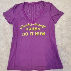 Lululemon running shirt
